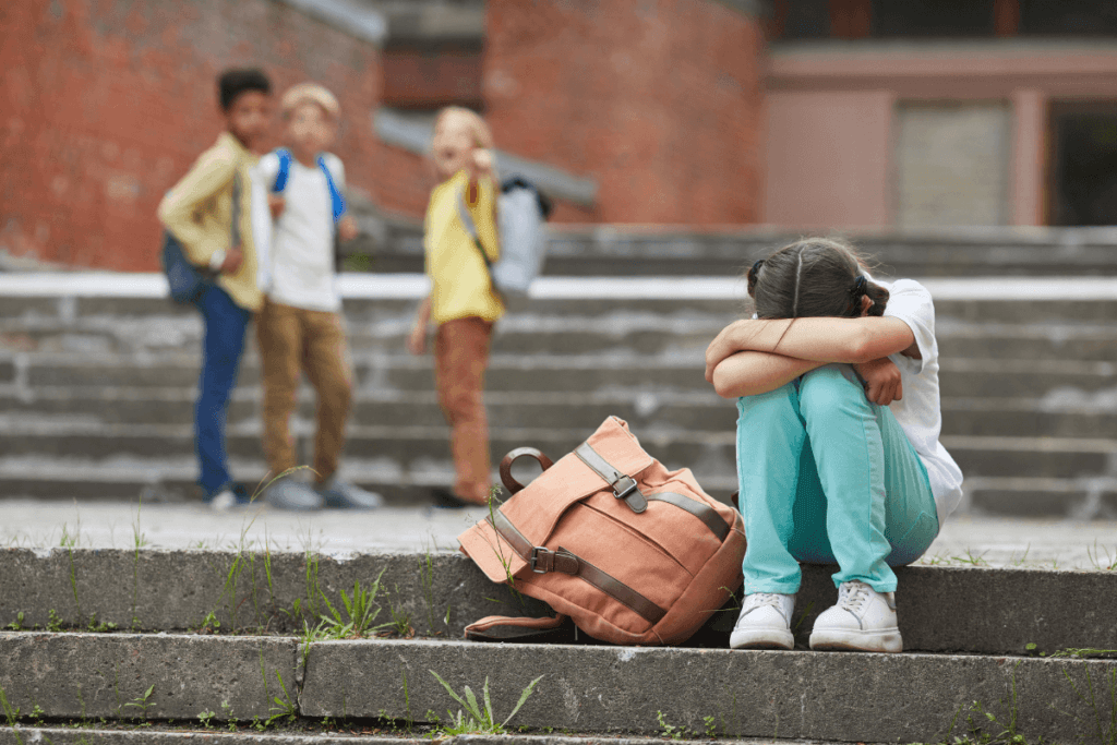 BULLYING É CRIME? ENTENDA SOBRE A NOVA LEI QUE TRATA DAS PRÁTICAS DE BULLYING E CYBERBULLYNG NO BRASIL