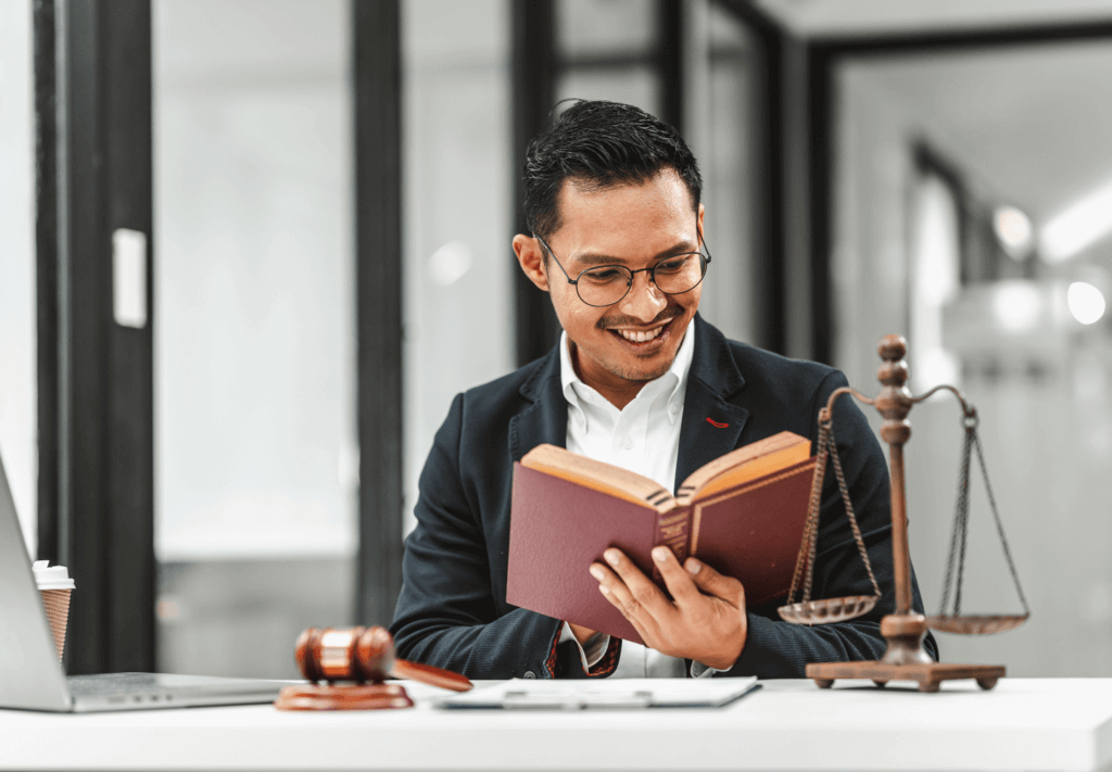 Advogado Trabalhista Gratuito: Como Funciona e Quando Consultar