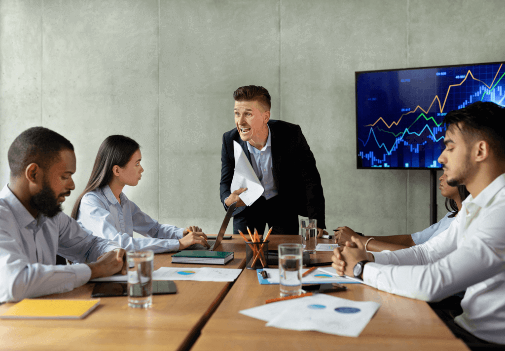 Funcionários que faltam muito: o que a empresa pode fazer para evitar prejuízos?